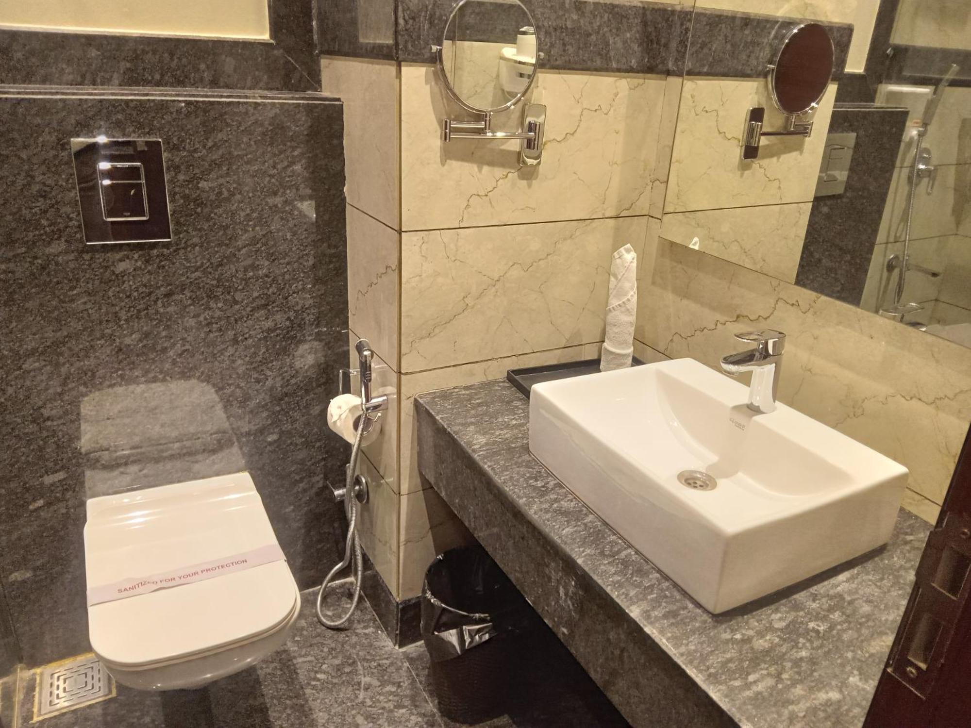 The Stella Hotel & Resort Ludhiana Habitación foto